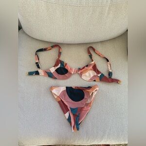 Juillet Swimwear Abstract Print Underwire Bikini Set Small – Bali Made